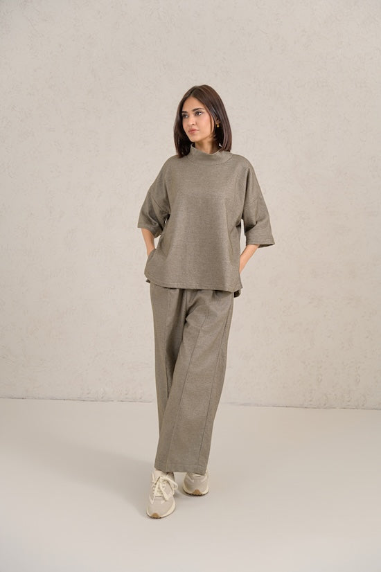 Ash Mock-Neck Minimal Set