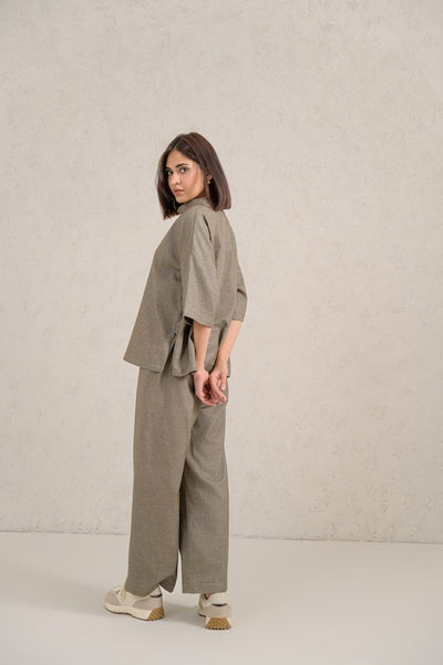 Ash Mock-Neck Minimal Set