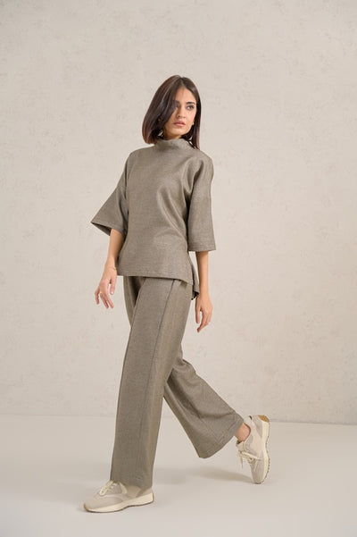 Ash Mock-Neck Minimal Set